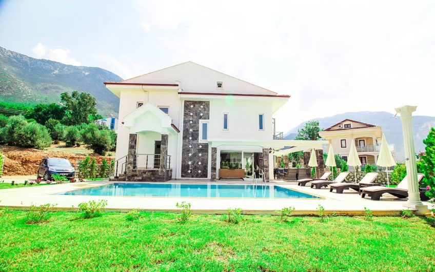 4+1 Villa Ovacik-Fethiye Luscious Scenery