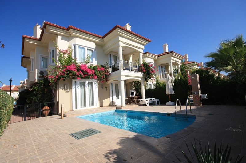 4+1 Villa at the Calis Beach – Fethiye